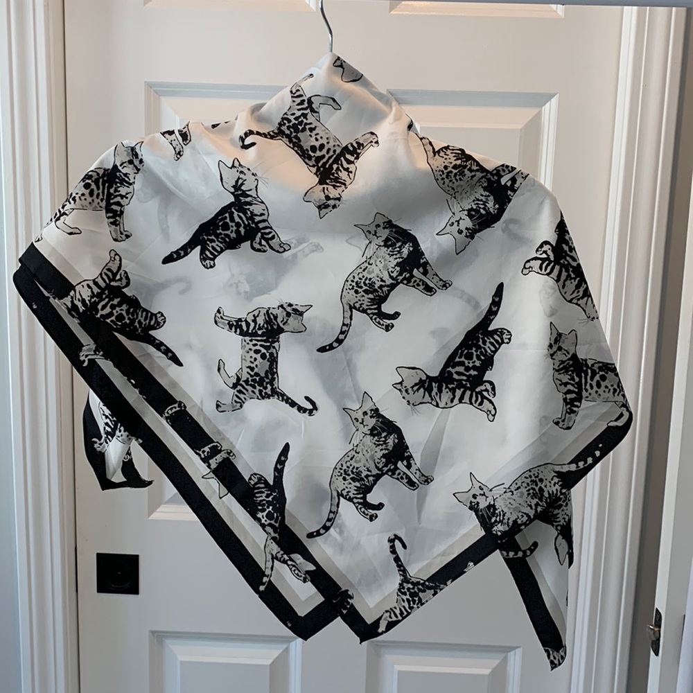 BCBGeneration Cat Scarf